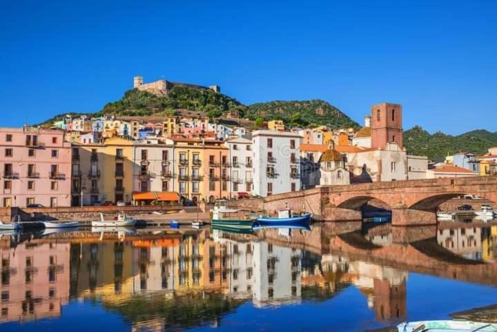 Le Camelie Camera Bosa Kültér fotó